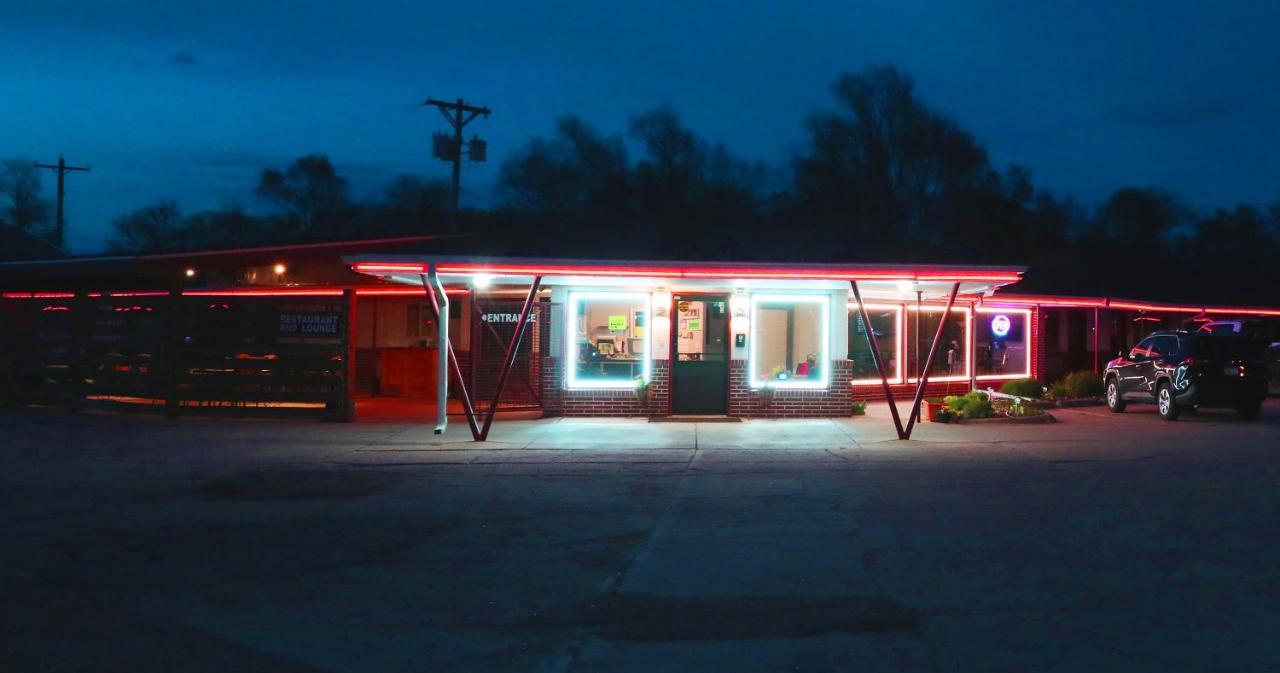 Raine Motel วาเลนไทน์ ภายนอก รูปภาพ