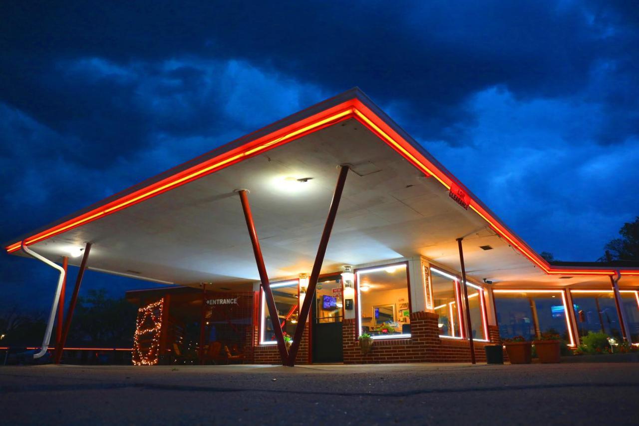 Raine Motel วาเลนไทน์ ภายนอก รูปภาพ